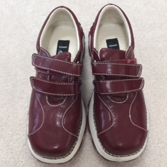 lei Shoes - l.e.i. Retro Velcro Chunky Sneakers Shoes 7.5 lei